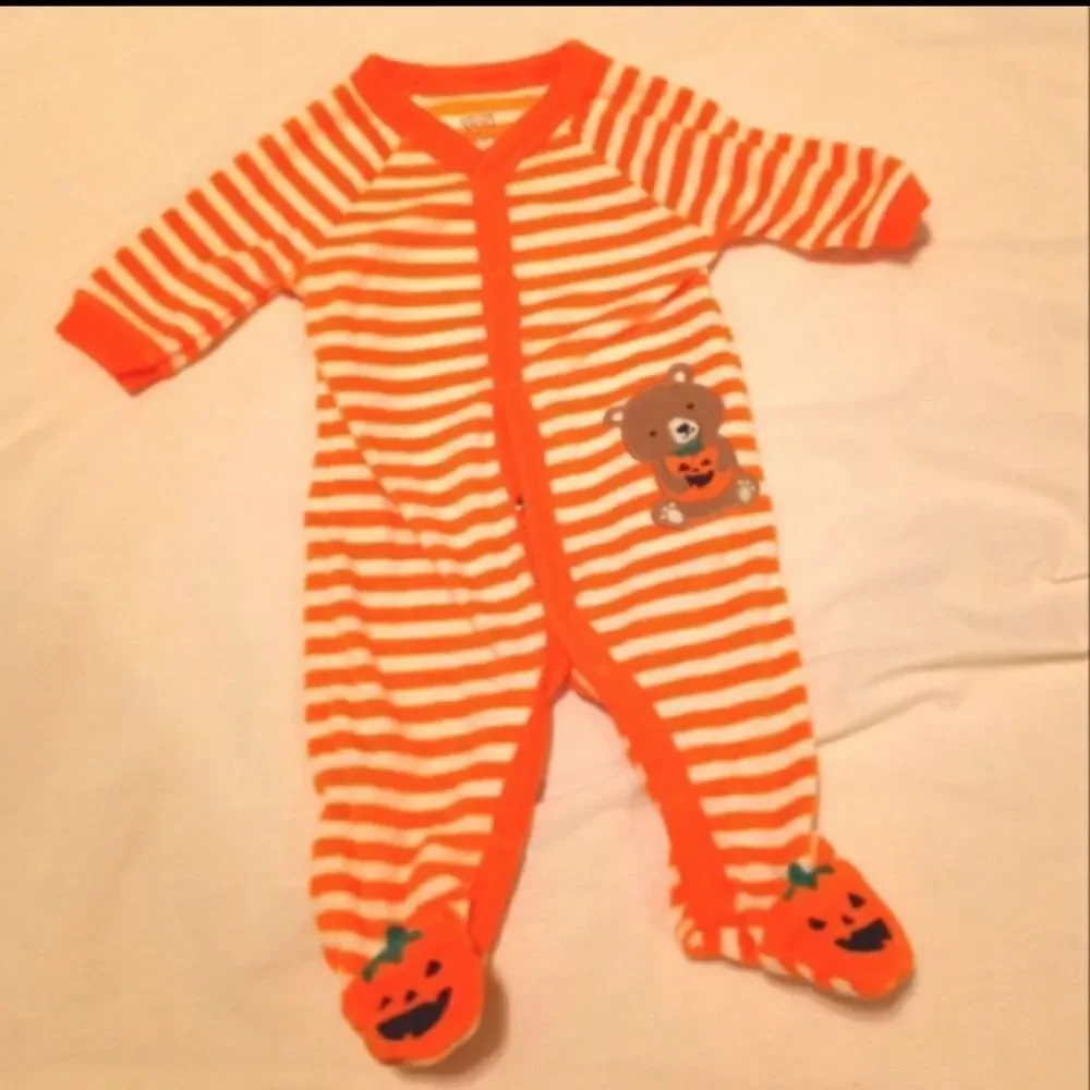 Adorable Newborn Halloween Sleeper Outfit